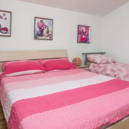 Apartmán Bajic By Guide *